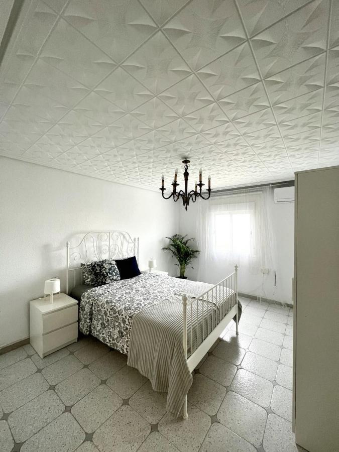 Holiday&Vacations Apartment On The Beach Valencia Exterior foto